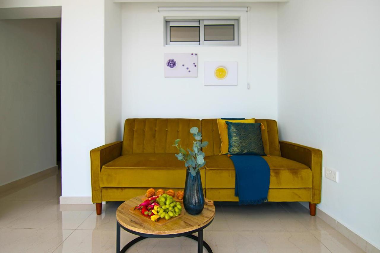 Phaedrus Living: Seaview Gold Flat Lighthouse 48 Apartment Пафос Екстериор снимка