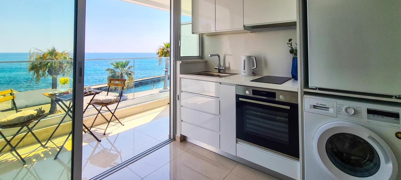 Phaedrus Living: Seaview Gold Flat Lighthouse 48 Apartment Пафос Екстериор снимка
